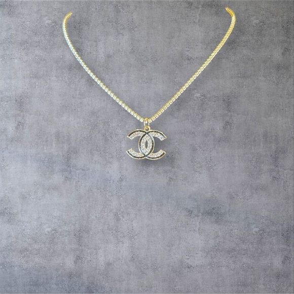 Upcycled Gold, Black and Silver Pendant Necklace - Picture 2 of 3